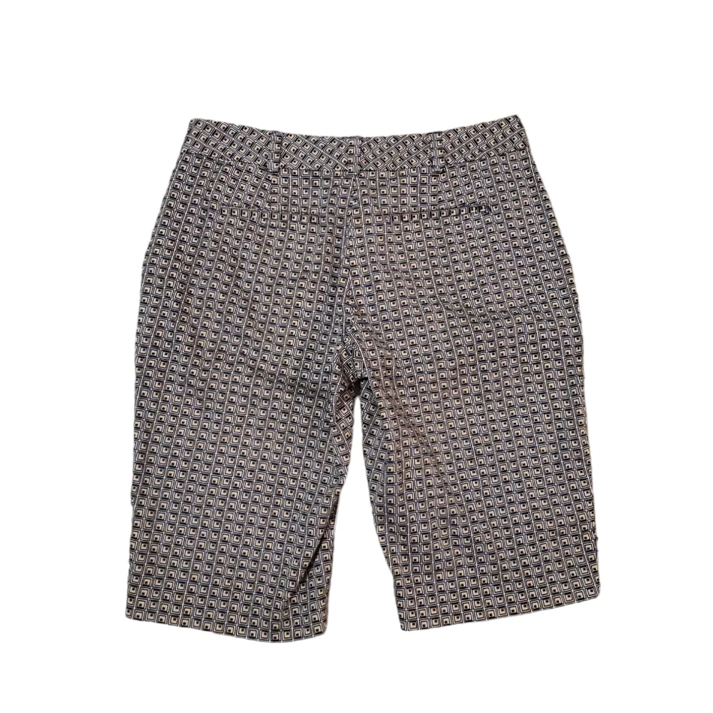 IZOD XFG Stretchy Women's Geometric Bermuda Cotton Black White Shorts‎ Size 4